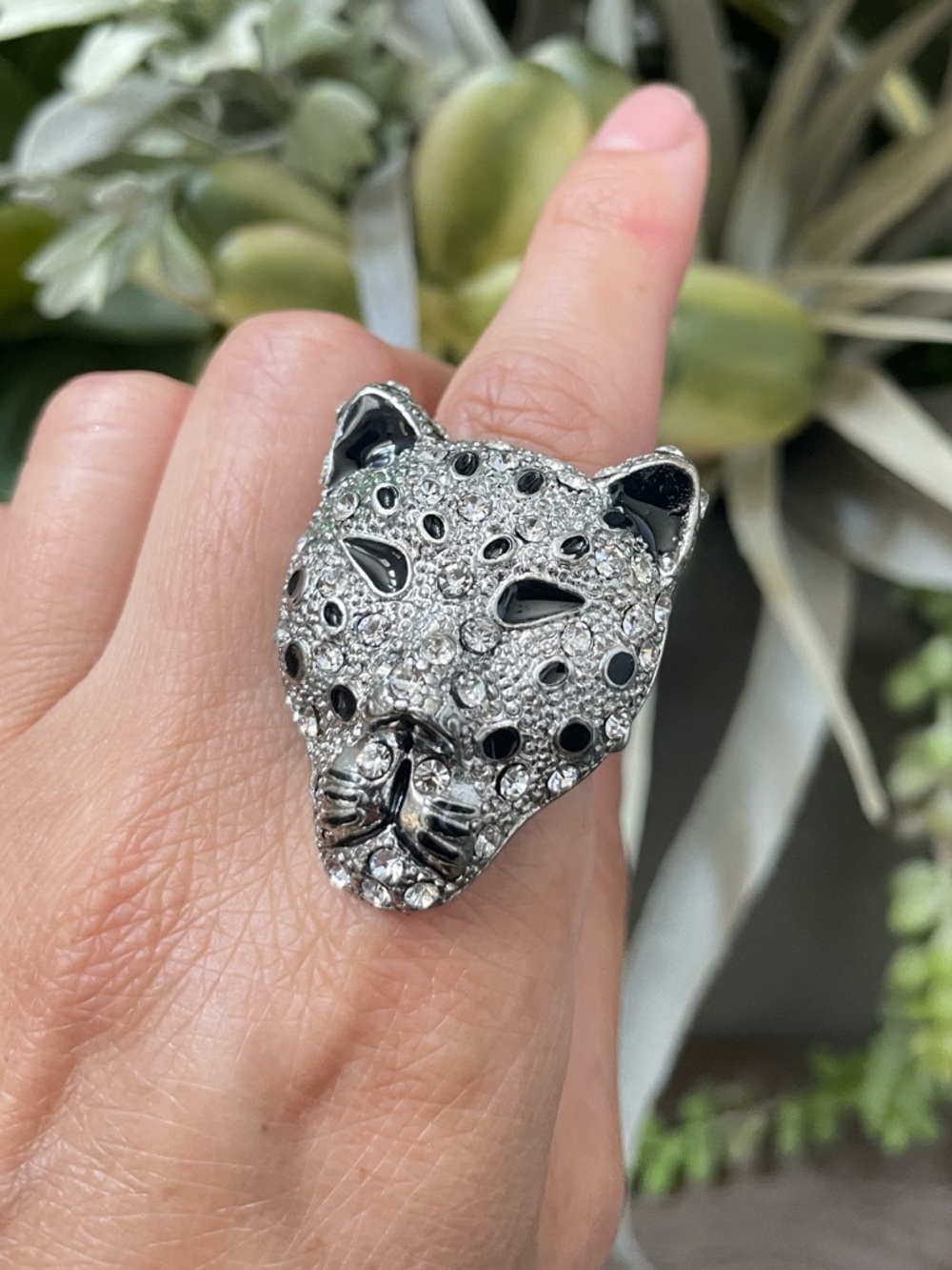 Crystal Leopard Head Statement Ring - Silver & Black